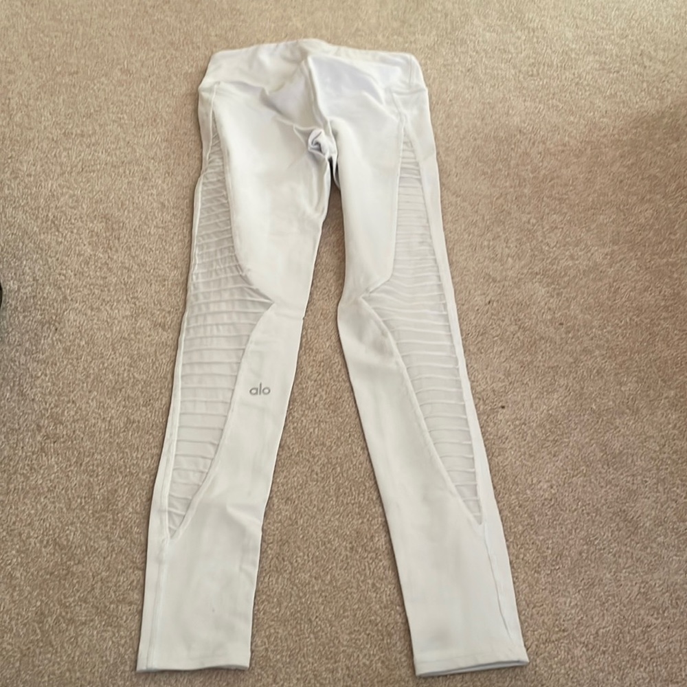 Alo yoga leggings